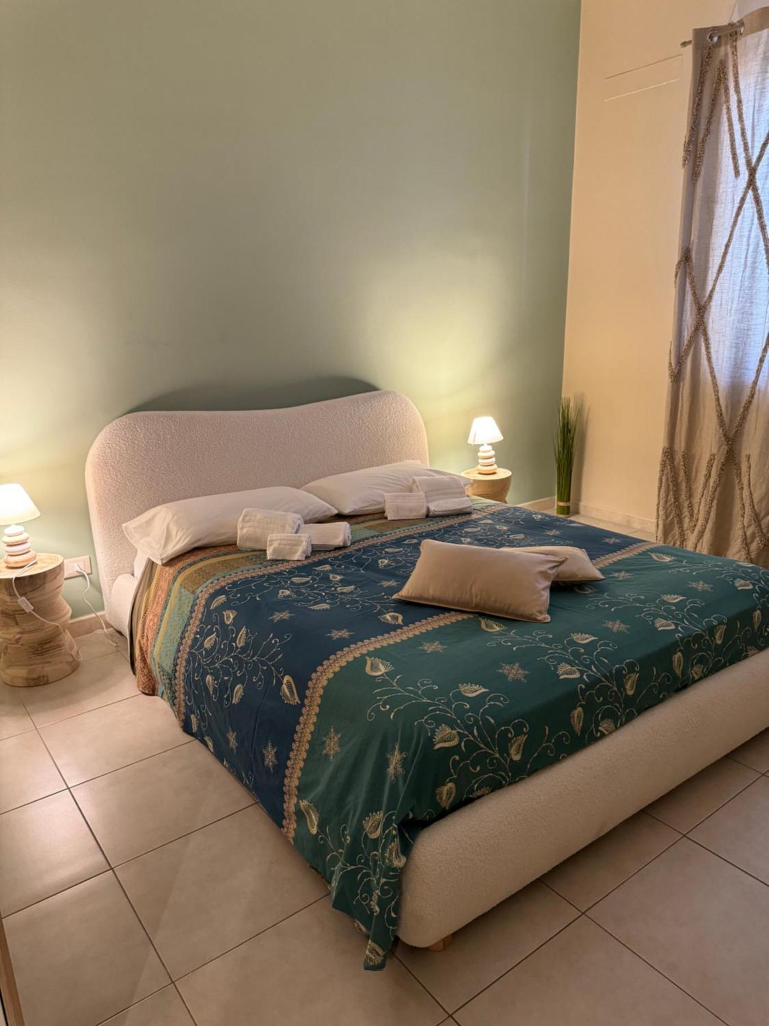 Domus Fysi Hotel ปาแลร์โม ภายนอก รูปภาพ
